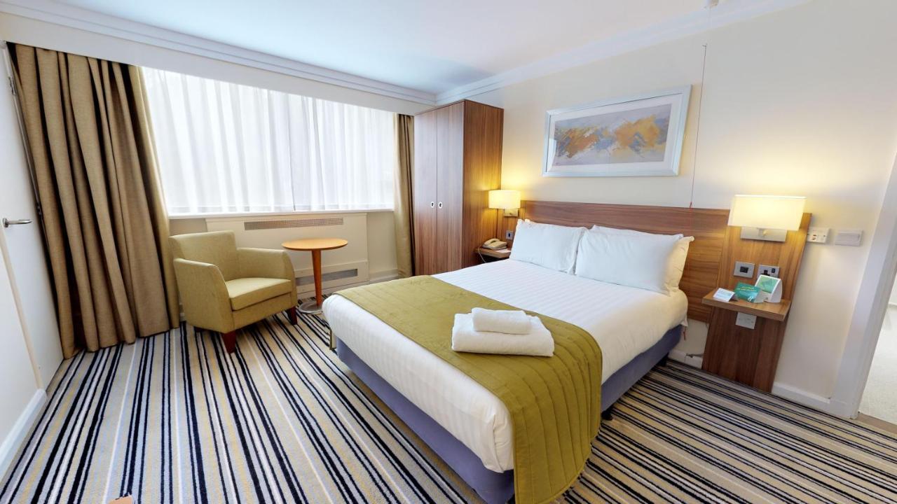 Holiday Inn Runcorn M56 Junction 12 By Ihg Esterno foto
