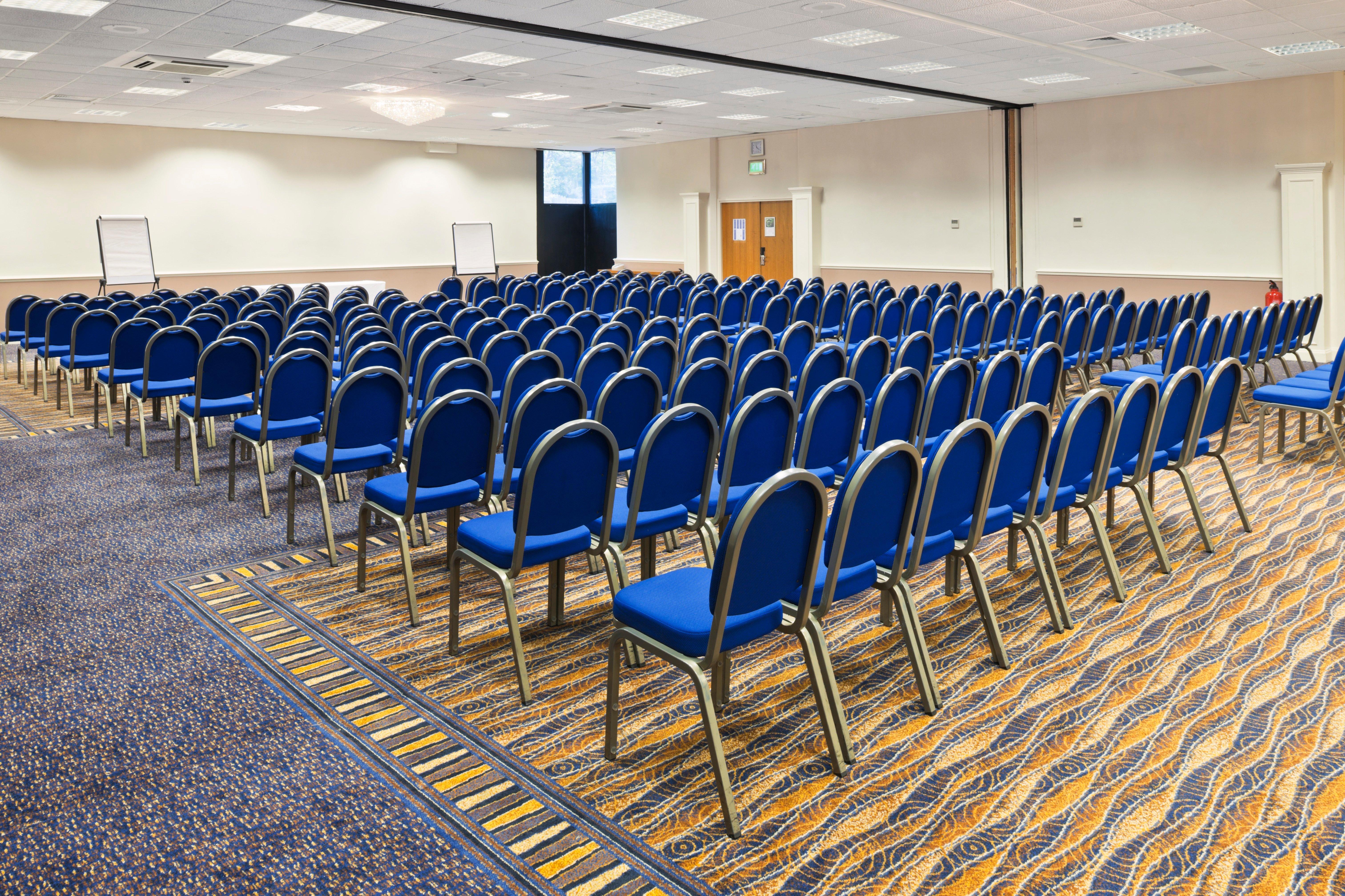 Holiday Inn Runcorn M56 Junction 12 By Ihg Esterno foto